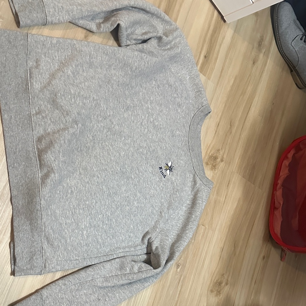 Old Navy Light Gray Sweatshirt with Embroidered Design